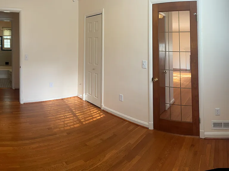 6400 Pickett St — Photo 11
