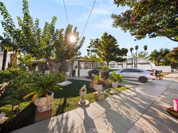 1224 6th St, Redlands, CA 92374