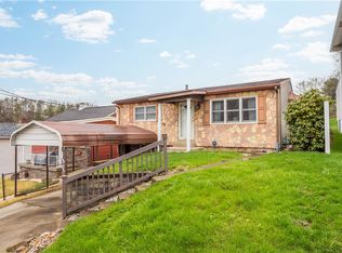 111 4th St, Bentleyville, PA 15314