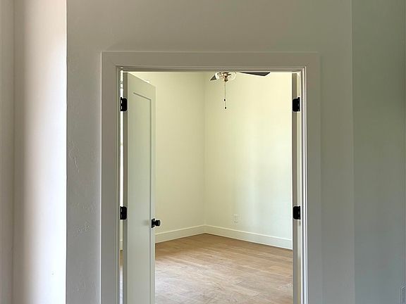 3rd image of 21288 Revere Rd