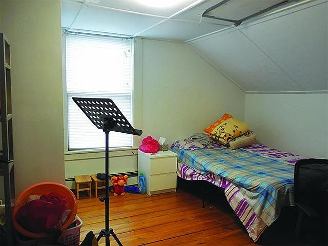 2nd image of 10 Smith Ave #A2
