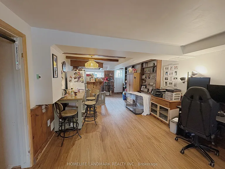 14 Lorraine Dr — Photo 11