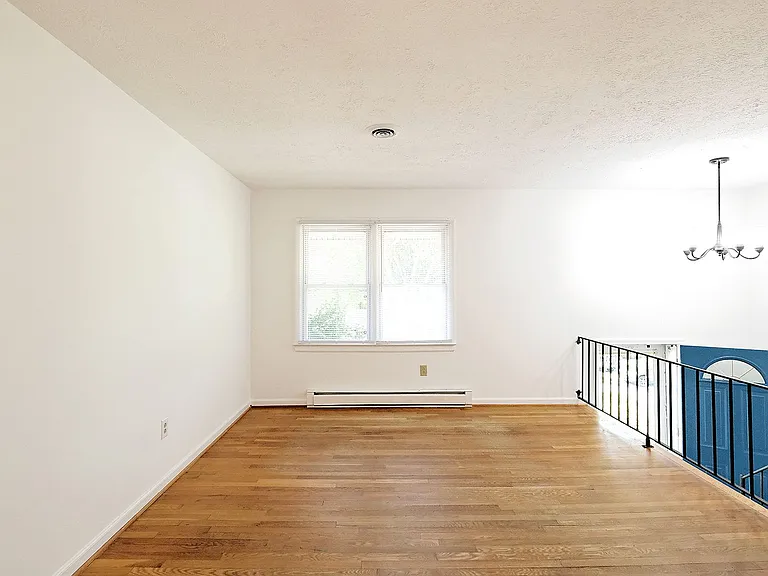 205 Saint Ives Rd — Photo 6