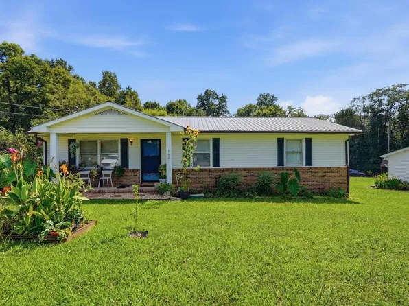 162 W Whitehall Rd, Cookeville, TN 38501