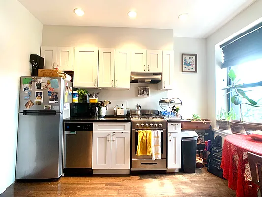 Rented by Corcoran | media 10