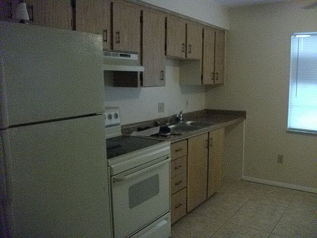 1st image of 728 Michigan Ct APT 3