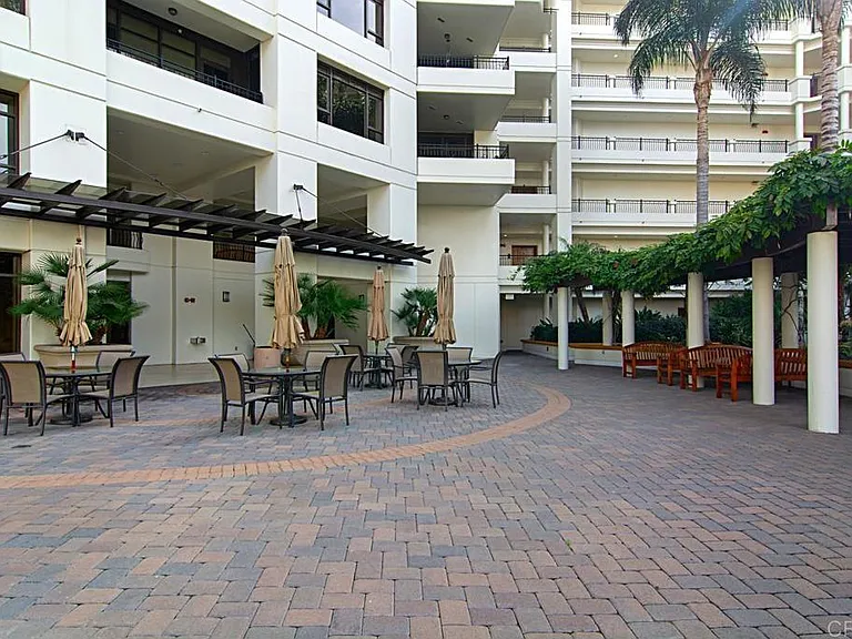 700 W Harbor Dr W #1703 — Photo 40