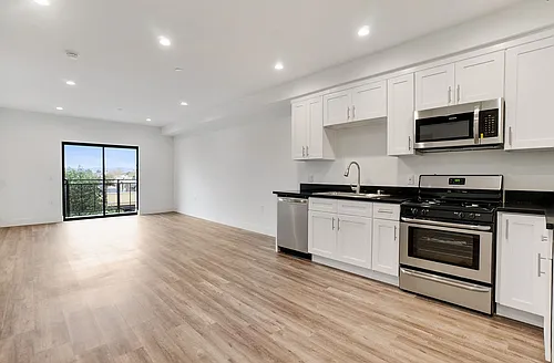 Floor plan 405