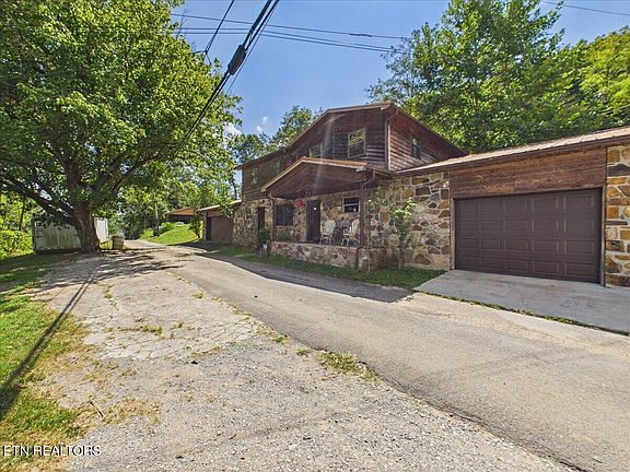5th image of 1924 Fugate St