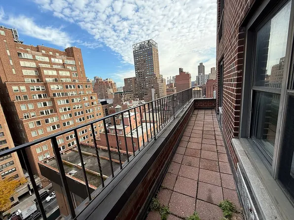 301 E 62nd St APT 14A, New York, NY 10065