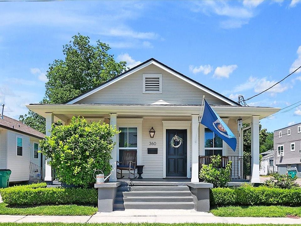 1st image of 360 Carrollton Ave