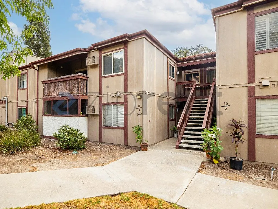 5462 Adobe Falls Rd #11