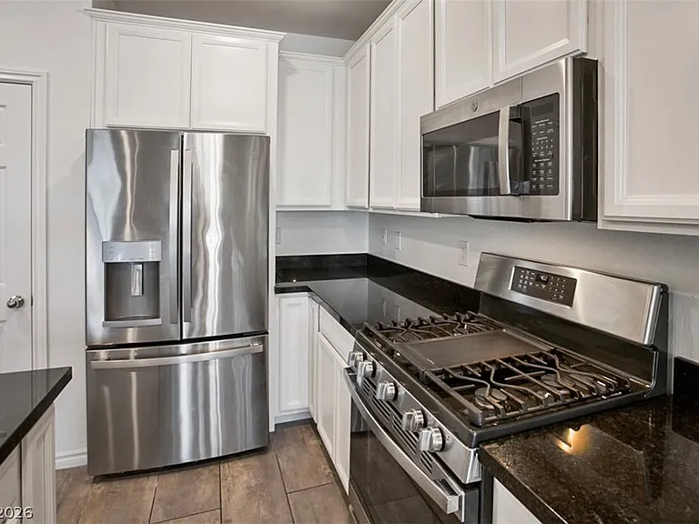 20 Barbara Ln #87 — Photo 13
