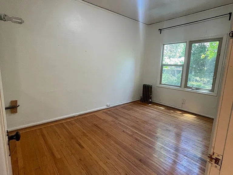 2514 Piedmont Ave — Photo 27