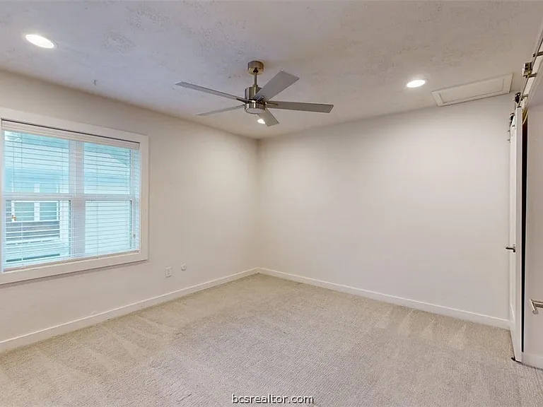 505 Boyett St #D1 — Photo 10