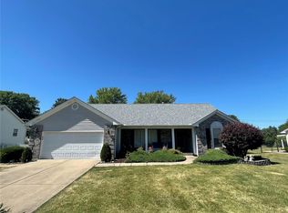 561 Dorothy St, Farmington, MO 63640