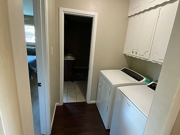 3rd image of 2806 Barrywood Dr