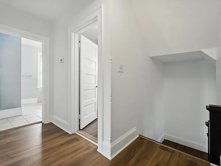 5611 Hampton Blvd — Photo 18