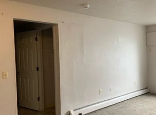 20 Wolf Rd APT E87, Lebanon, NH 03766
