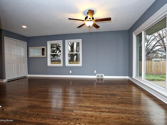 Richland Great Room 2