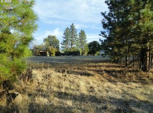 96 S Lakewood Rd, Wamic, OR 97063