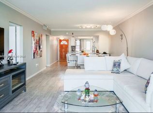 Six Moorints Condo 619, Miami, FL 33179