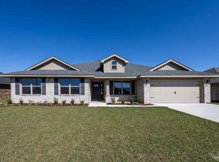 6221 Pineapple Dr, Milton, FL 32570