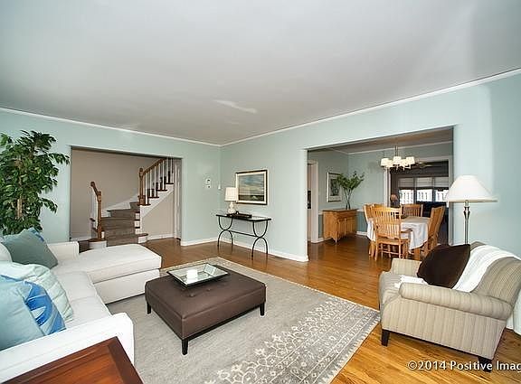 4th image of 615 S Ashland Ave