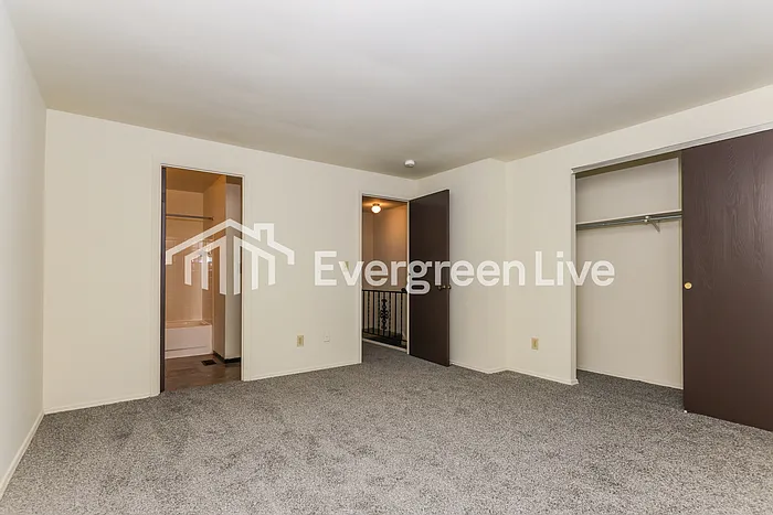8093 Mount Aetna St — Photo 9