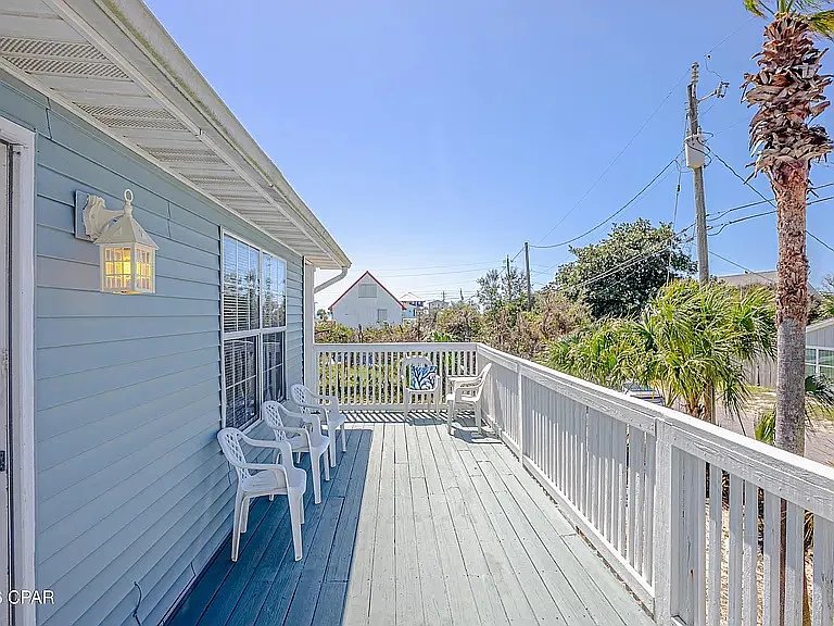 3 bed, 1300 sqft, $4,000 — Photo 3