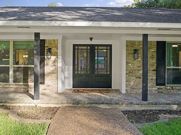 5th image of 1049 Forestgrove Dr