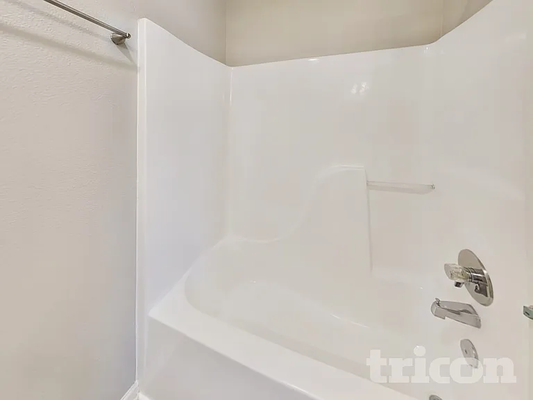 5314 Cliff Ridge Dr — Photo 10