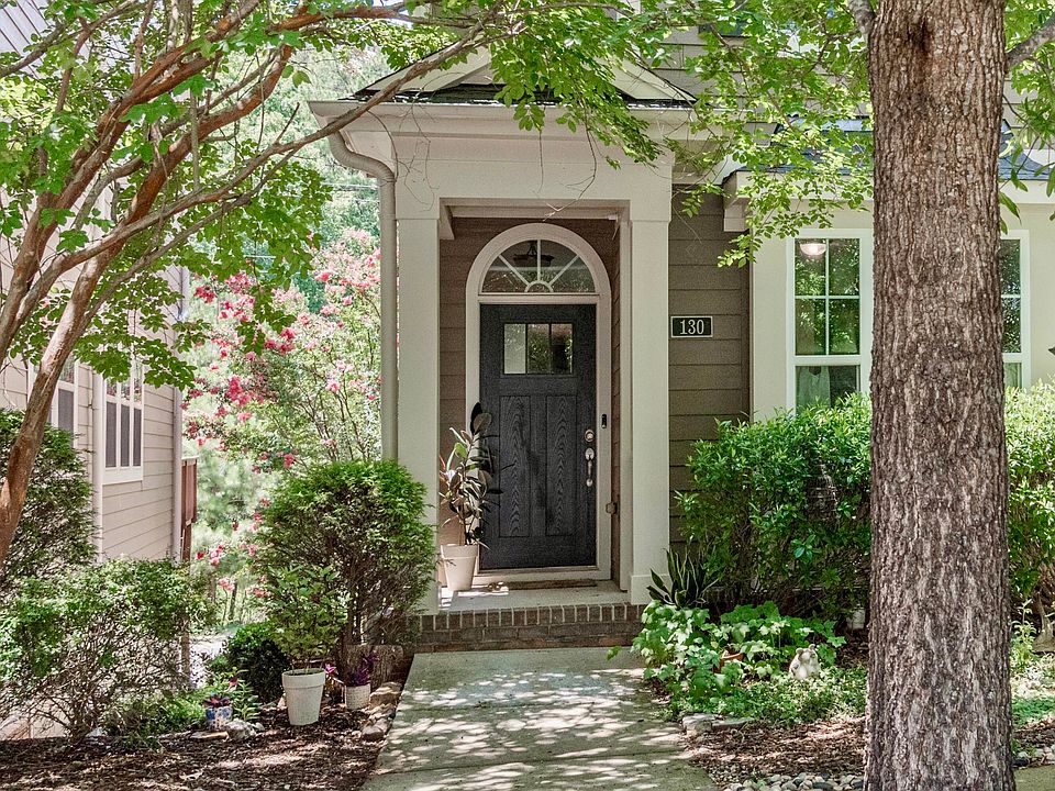 1st image of 130 Camellia St