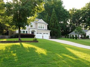 5435 Cowart Ct, Cumming, GA 30040