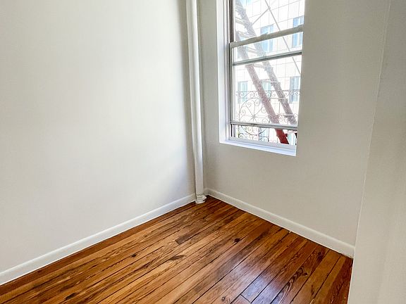 5th image of 234 Thompson St APT 17