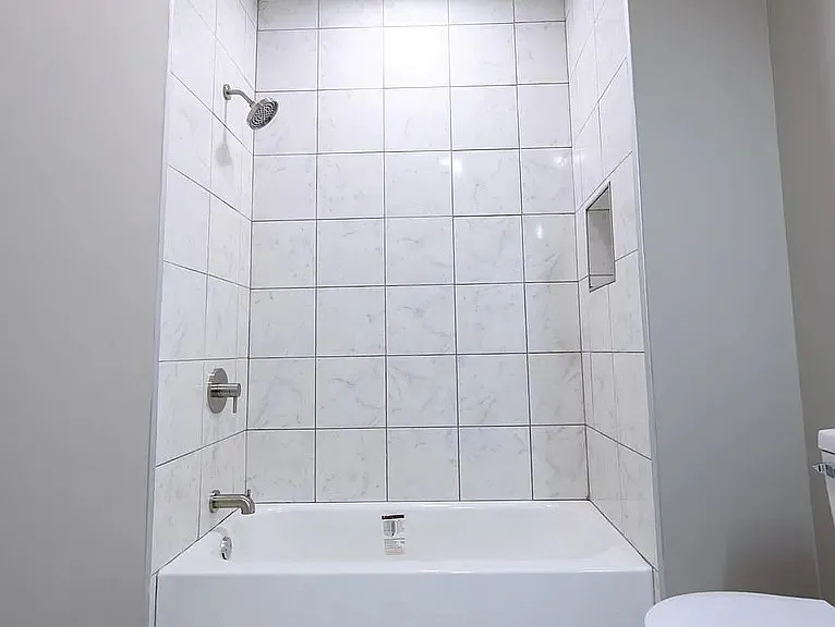 2212 Greenwich St — Photo 16
