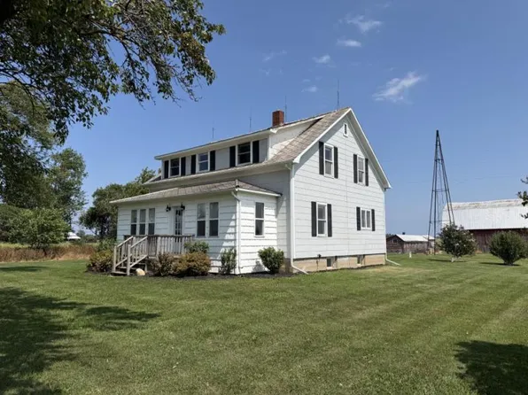 7940 Crockard Rd, Port Austin, MI 48467