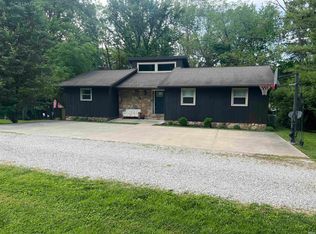 532 W Poplar Ave, Princeton, IN 47670