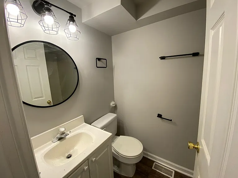 3125 Elliott St #A — Photo 8