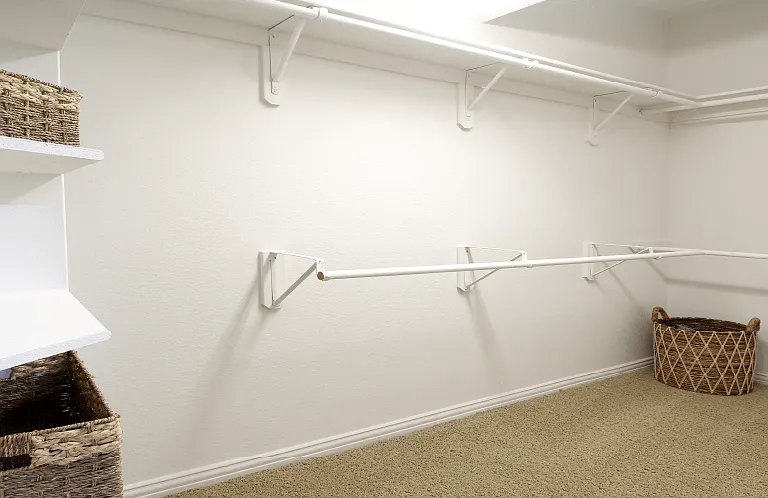 2210 Augusta Dr — Photo 33