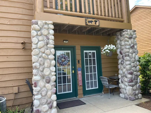 2643 N State Route 178 #T4, Utica, IL 61373