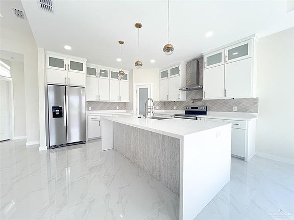 5th image of 2309 S Cartier Dr