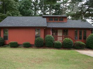 990 Timber Lake Dr, Cumming, GA 30041