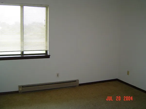 6590 Lake Rd — Photo 37