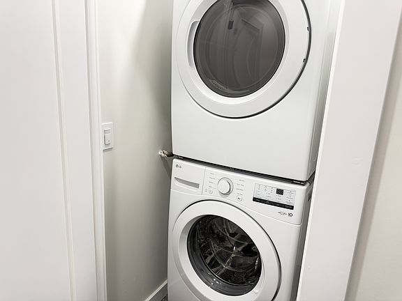 3rd image of 37-18 59th St Floor 2