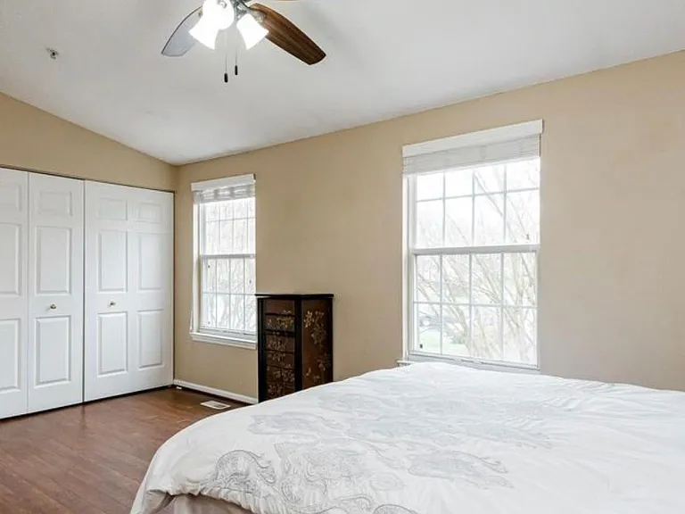 1238 Quaker Ridge Dr — Photo 9