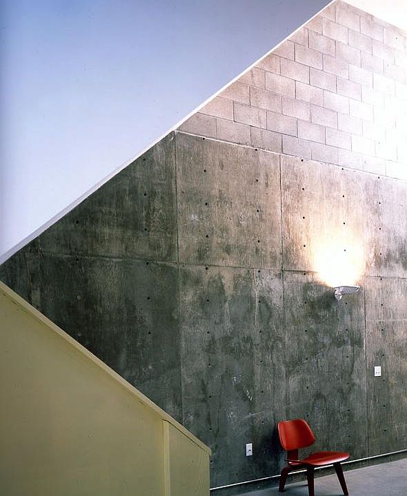 2nd image of 1910 State St #305