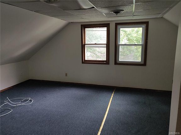 2nd image of 648 Lasalle Ave