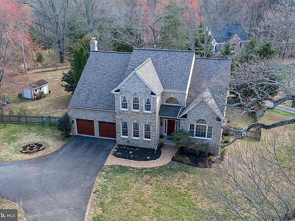 2nd image of 7726 Ox Rd