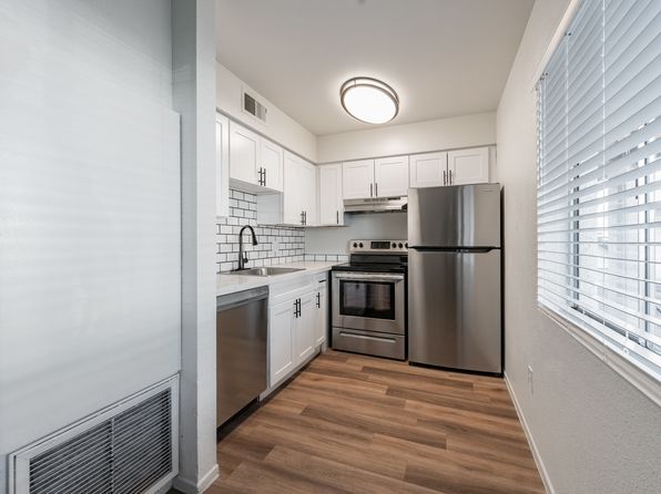 6318 N 65th Dr APT 212
